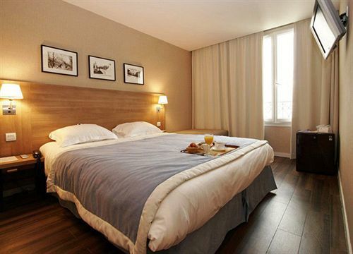 Western Rives De Paris La Defense 3*